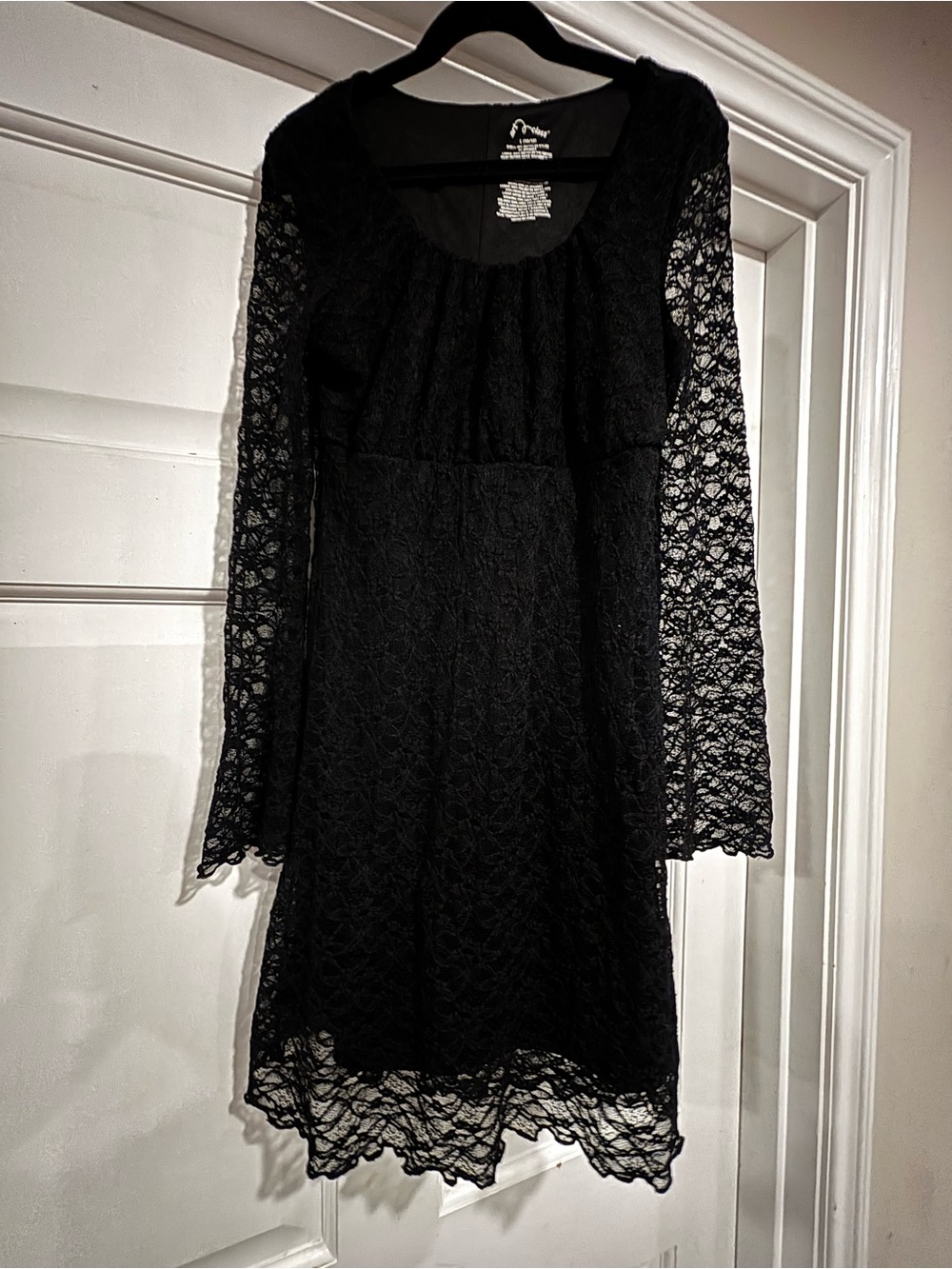 art class Black Floral Lace Long-Sleeve Dress